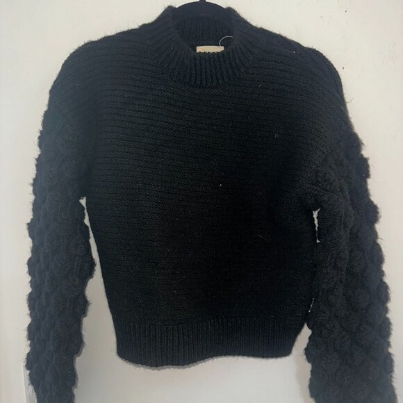 Harper Heritage Sweaters - Harper Heritage Black Chunky Knit Sweater with Textured Bubble Sleeves Size S